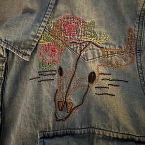 Torrid 2xl Denim/Chambray Western Embroidered Shirt Pearl Snaps Long Sleeve